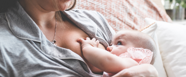 7 simpele tips voor een vlotte borstvoeding in de kraamweek